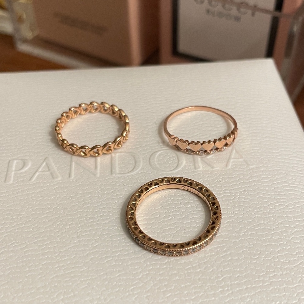 Sold out - 2Pandora rose gold +10k Lloyd rose gold